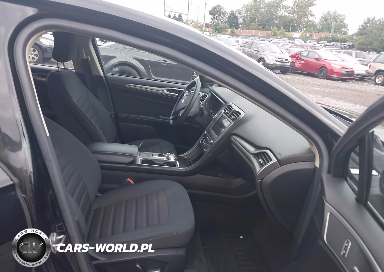 2018 Ford Fusion Se VIN:3FA6P0HDXJR196355 - 5