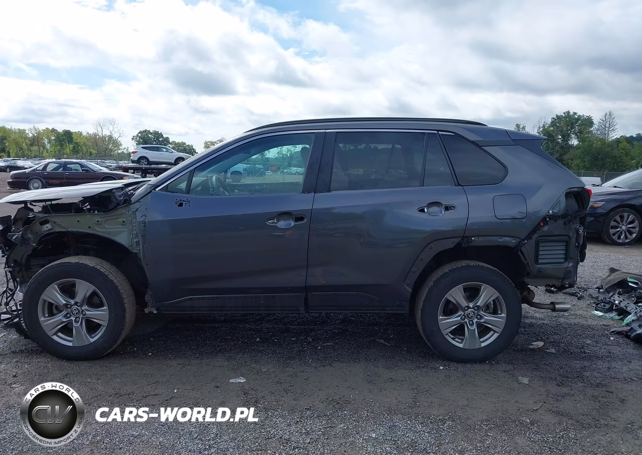 2024 Toyota Rav4 Xle VIN:2T3P1RFV7RW475608 - 15