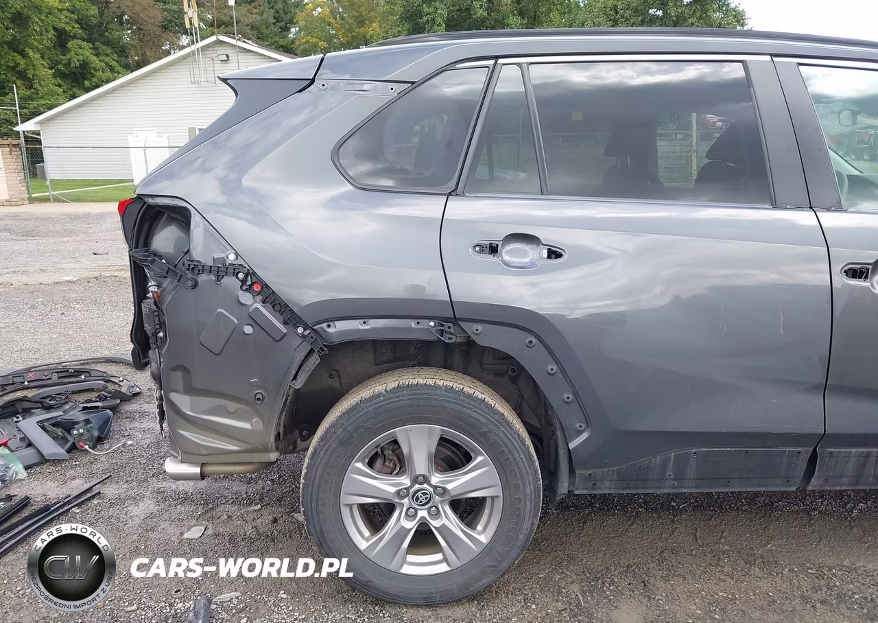 2024 Toyota Rav4 Xle VIN:2T3P1RFV7RW475608 - 21