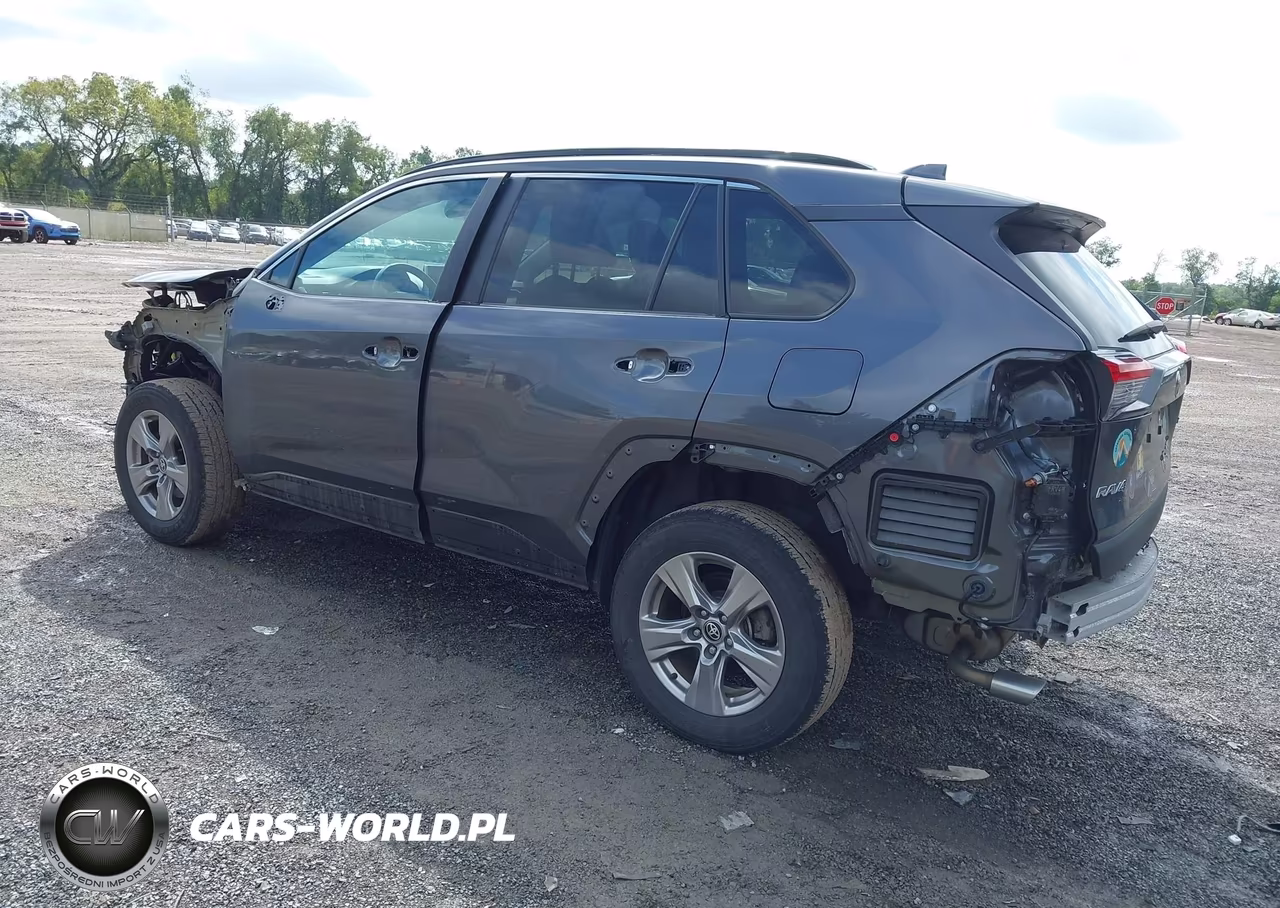 2024 Toyota Rav4 Xle VIN:2T3P1RFV7RW475608 - 3