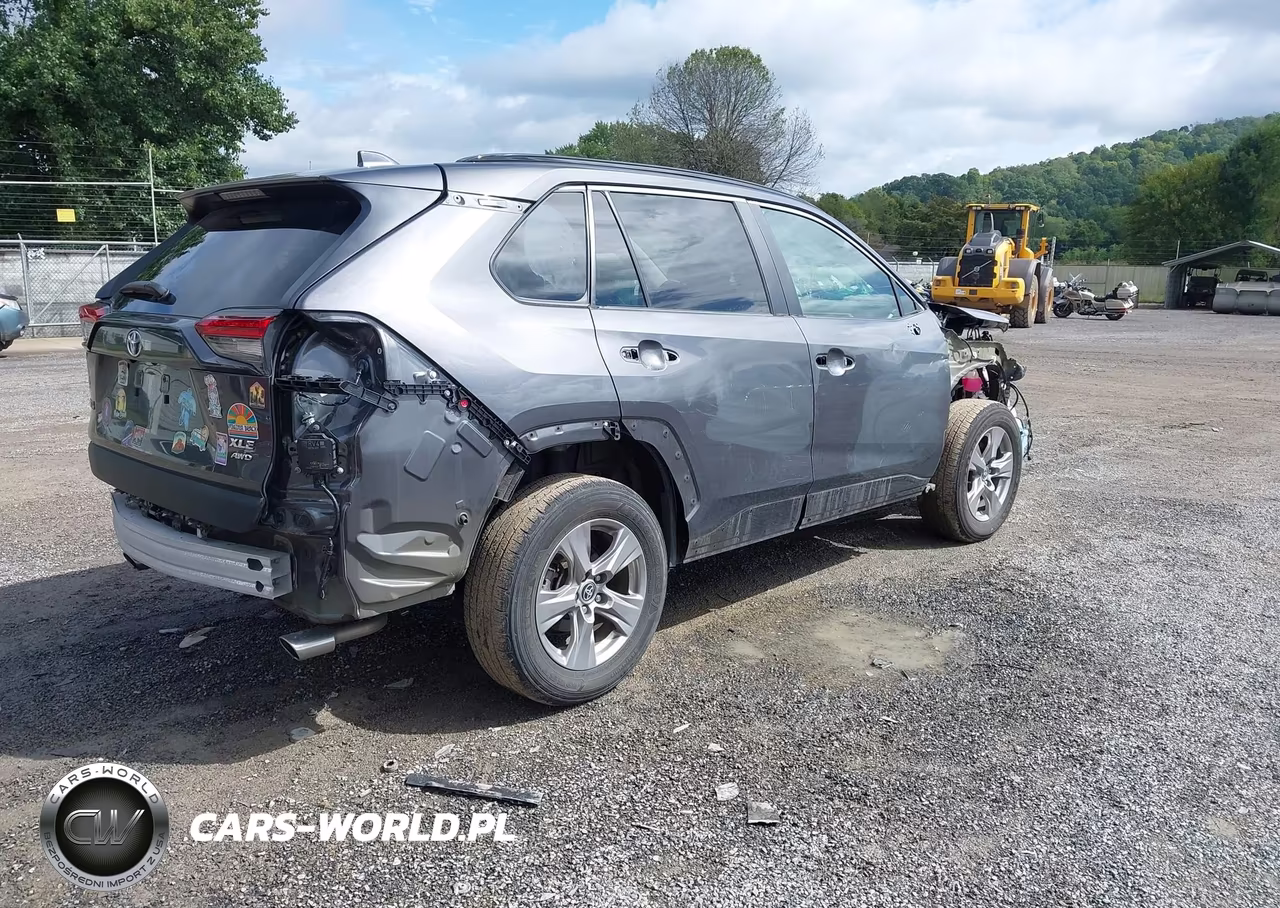 2024 Toyota Rav4 Xle VIN:2T3P1RFV7RW475608 - 4