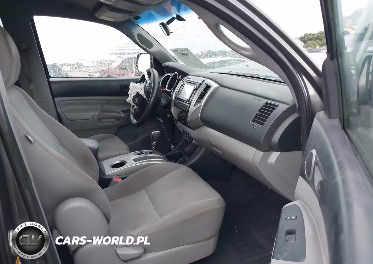 2014 Toyota Tacoma Prerunner V6 VIN:3TMJU4GN2EM174125 - 5