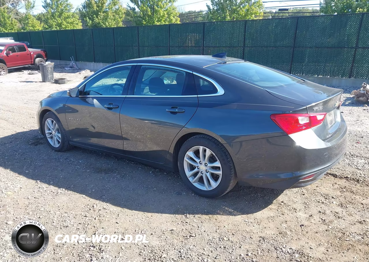 2017 Chevrolet Malibu 1Lt VIN:1G1ZE5ST4HF141443 - 3