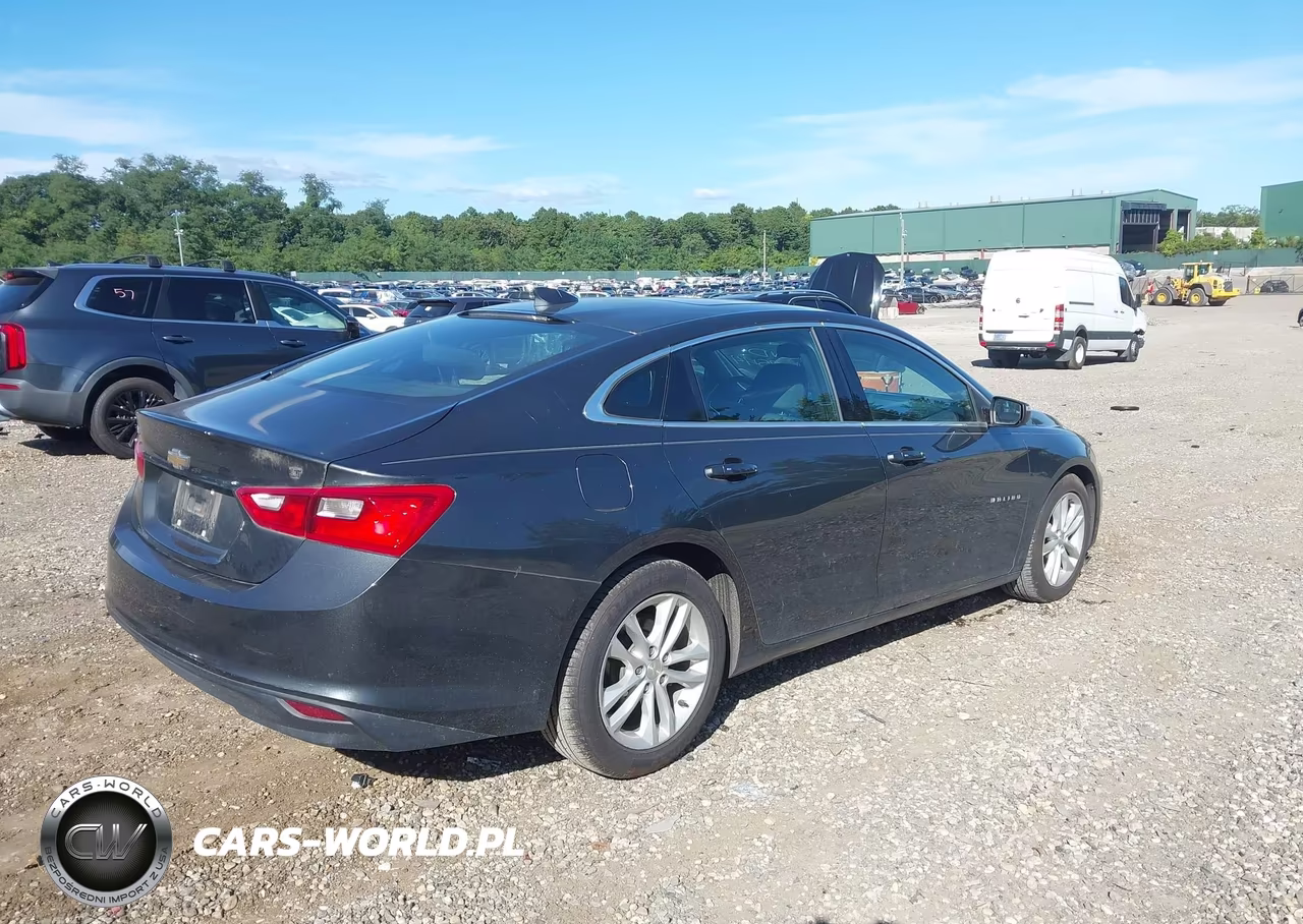 2017 Chevrolet Malibu 1Lt VIN:1G1ZE5ST4HF141443 - 4