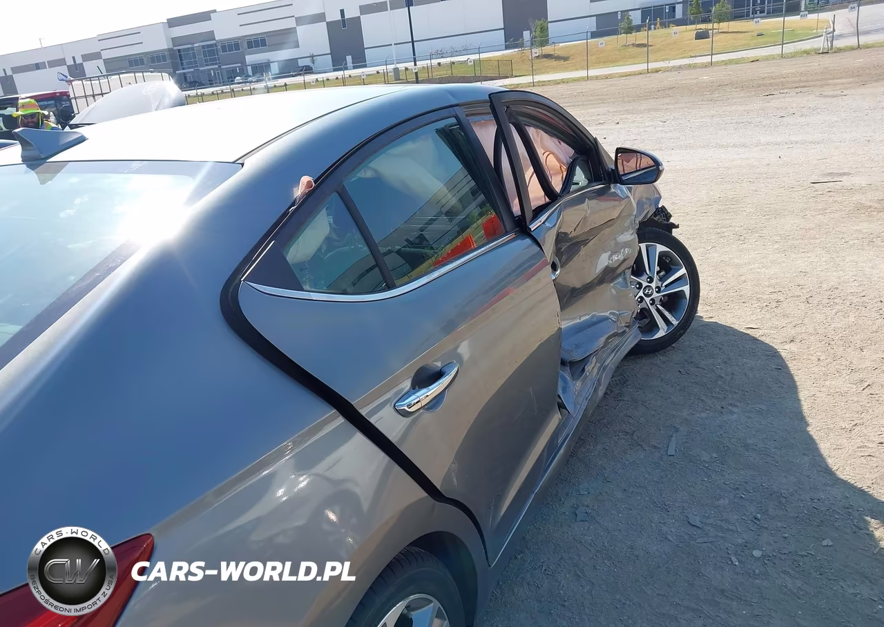 2017 Hyundai Elantra Limited VIN:KMHD84LF4HU283357 - 6