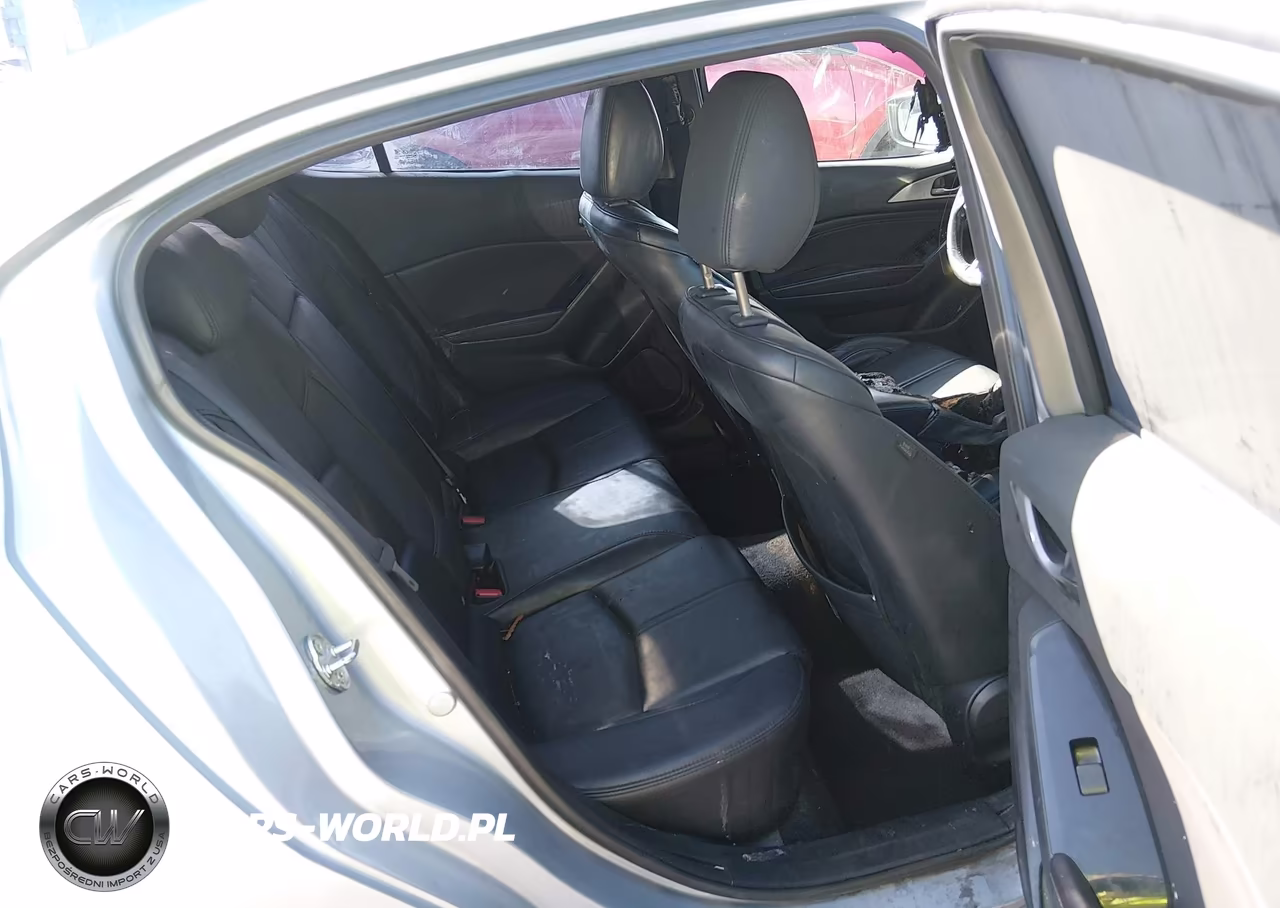 2017 Mazda Mazda3 Touring VIN:JM1BN1V77H1100737 - 8