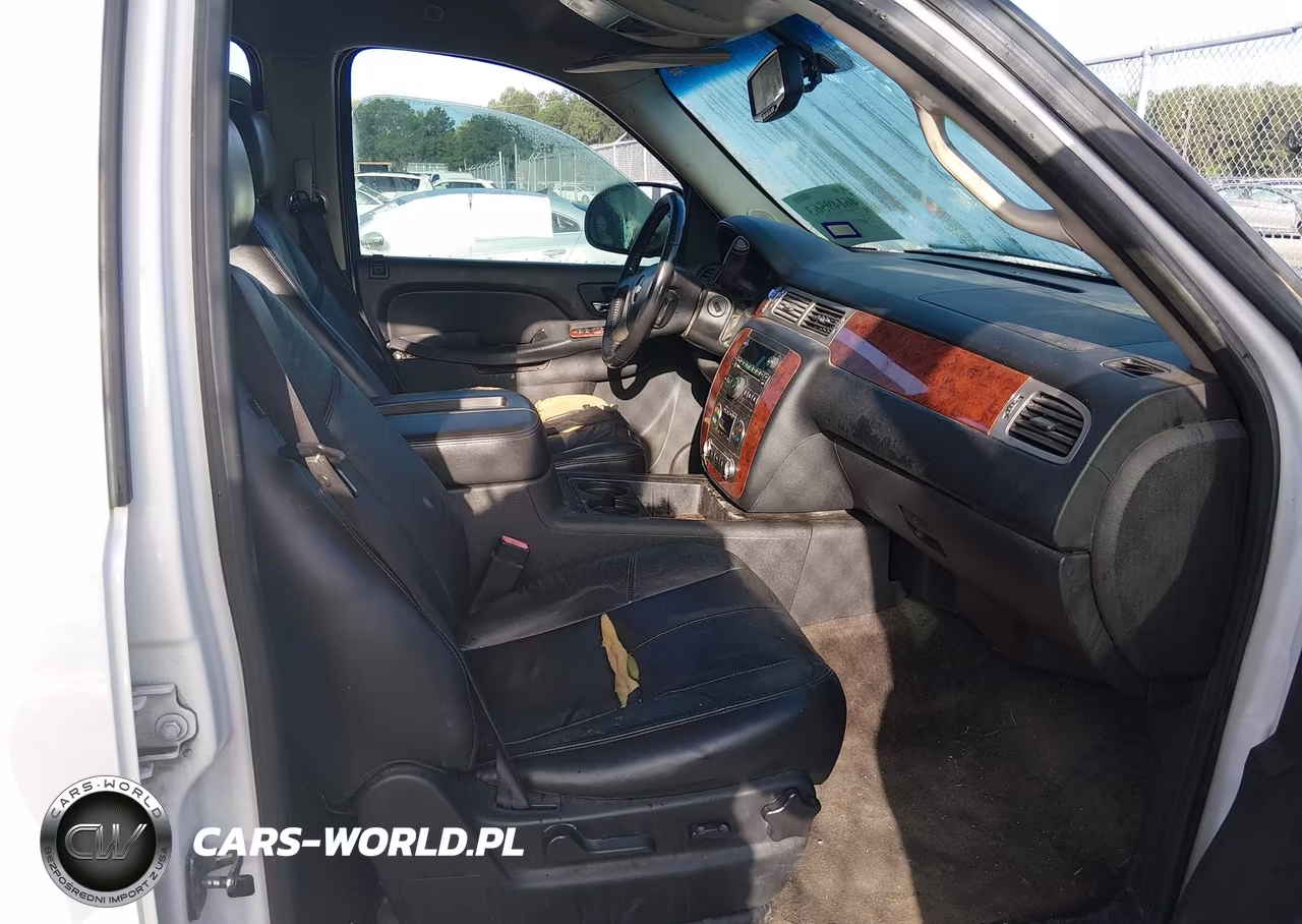 2012 Chevrolet Tahoe Lt VIN:1GNSCBE0XCR225246 - 5