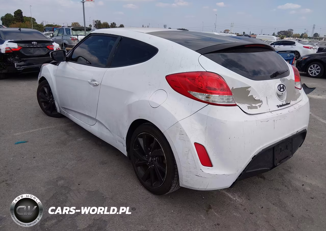 2016 Hyundai Veloster VIN:KMHTC6ADXGU262633 - 3