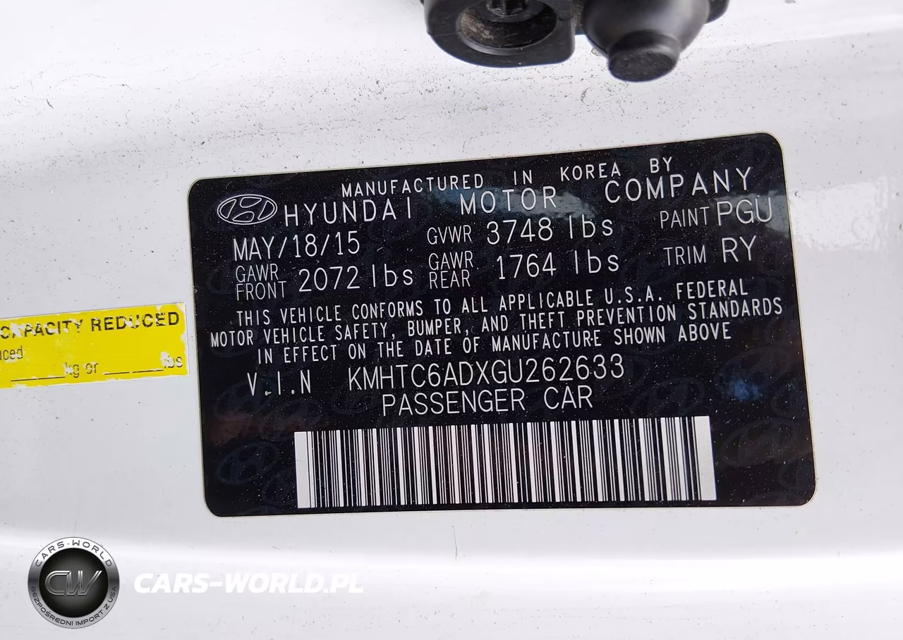 2016 Hyundai Veloster VIN:KMHTC6ADXGU262633 - 9