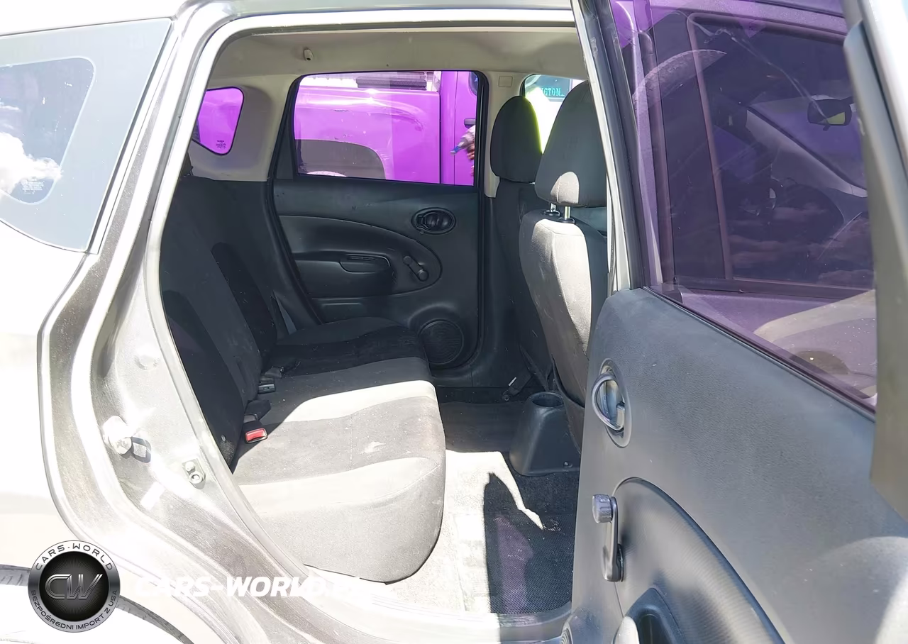 2017 Nissan Versa Note S Plus VIN:3N1CE2CP6HL371734 - 8