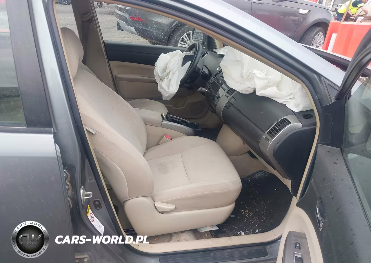 2005 Toyota Prius VIN:JTDKB20UX53011658 - 5