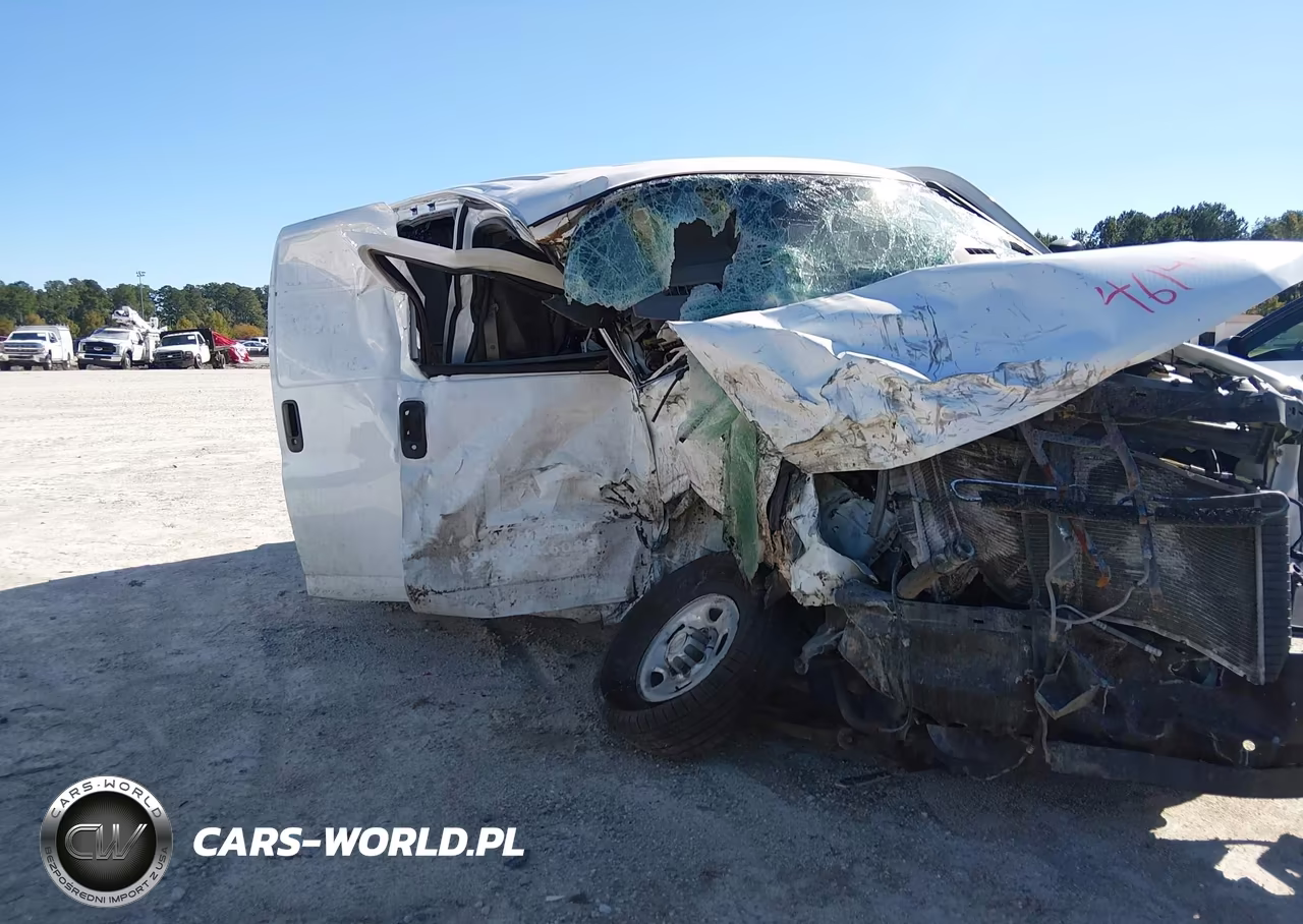 2015 Chevrolet Express 2500 Work Van – zdjęcie 1 z 16