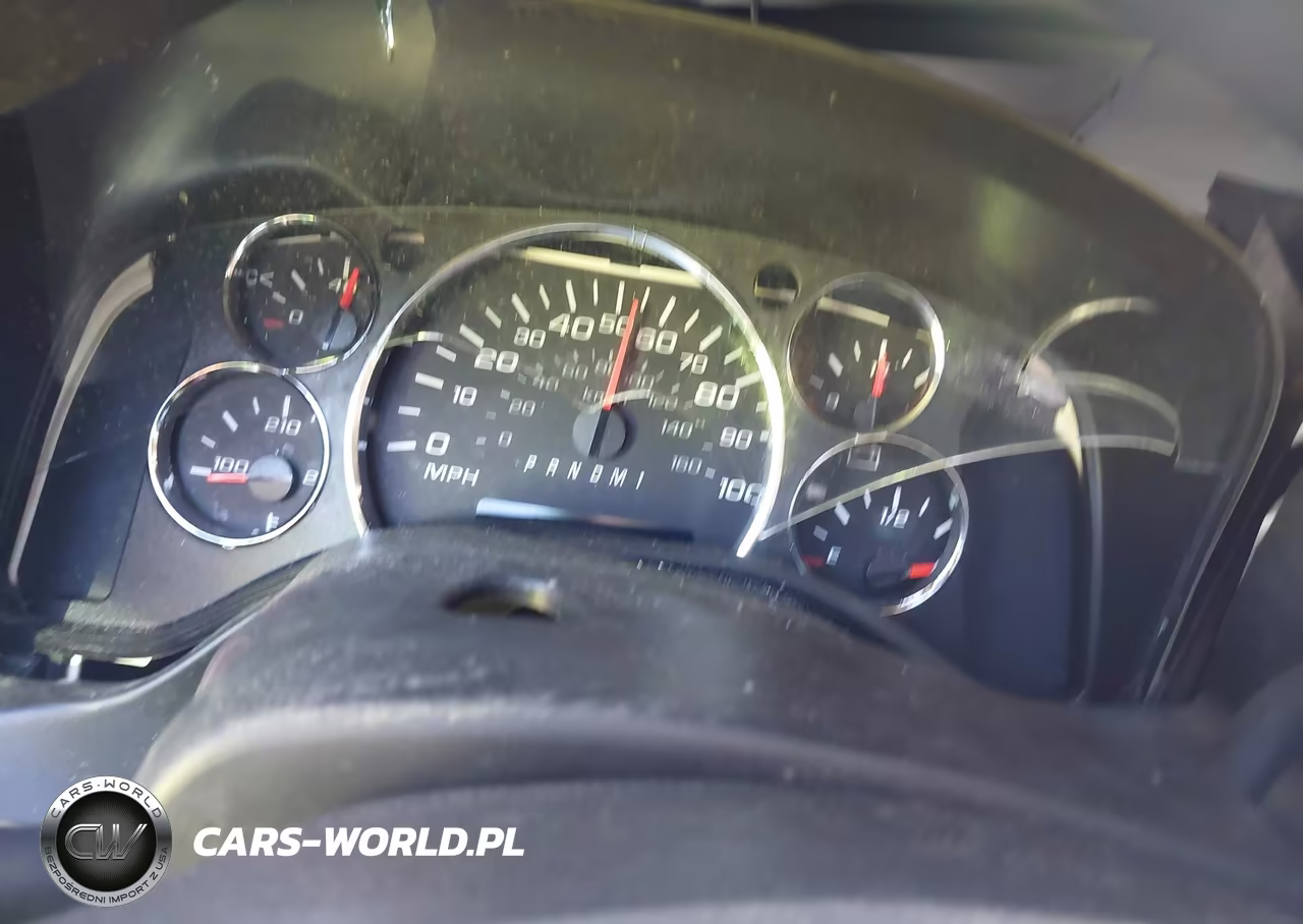 2015 Chevrolet Express 2500 Work Van VIN:1GCWGFCF9F1250378 - 15