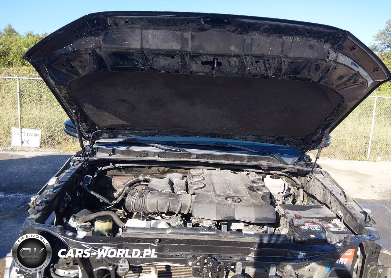 2019 Toyota 4Runner Limited Nightshade VIN:JTEBU5JR2K5691072 - 10