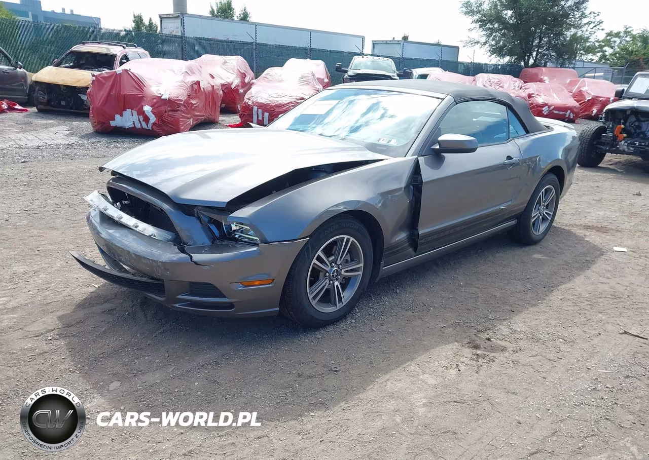 2013 Ford Mustang V6 Premium VIN:1ZVBP8EM6D5213958 - 2