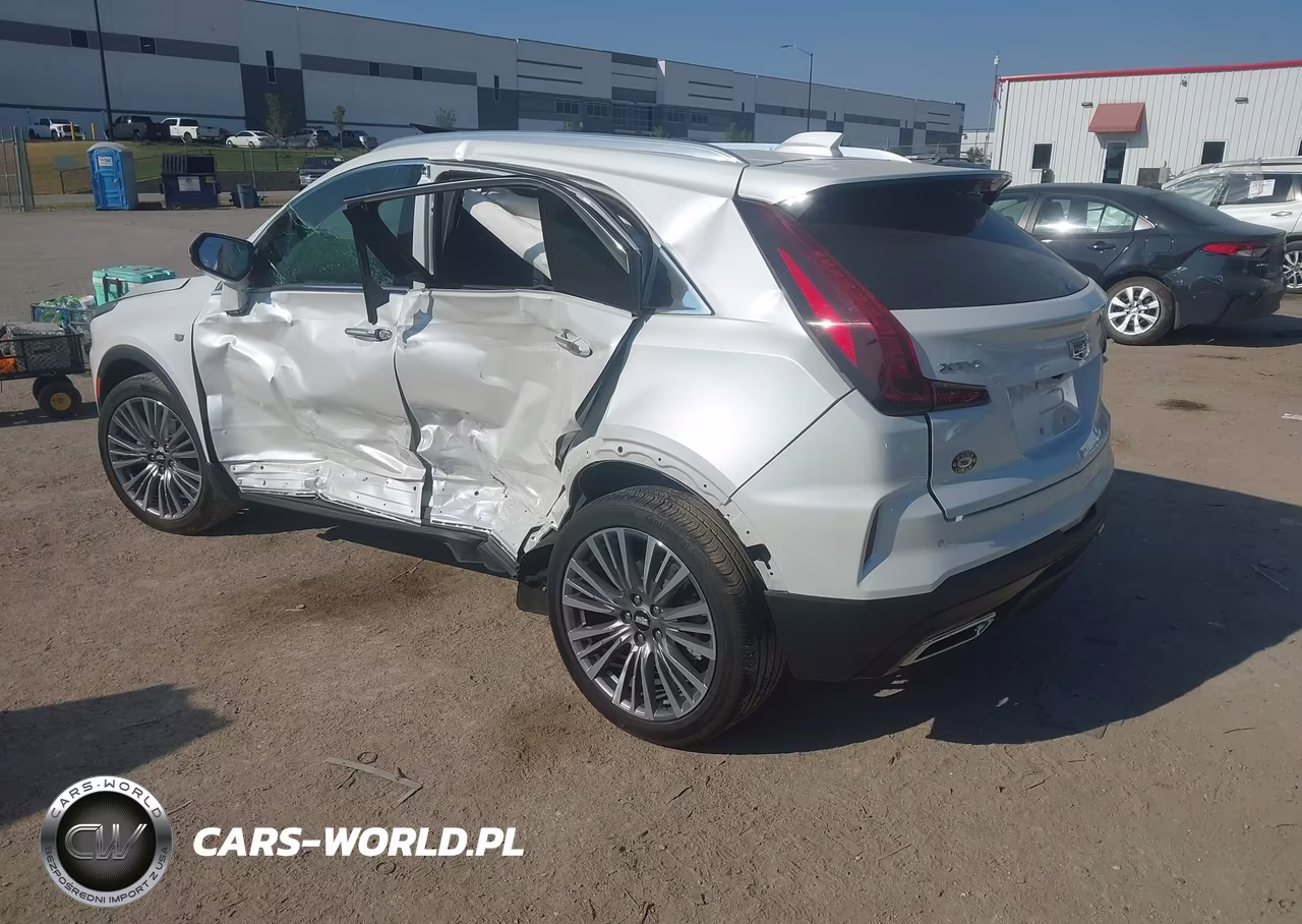 2025 Cadillac Xt4 Fwd Premium Luxury VIN:1GYFZCR41SF144688 - 3