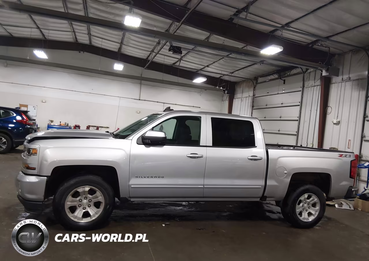 2018 Chevrolet Silverado 1500 2Lt VIN:3GCUKREC3JG532200 - 15