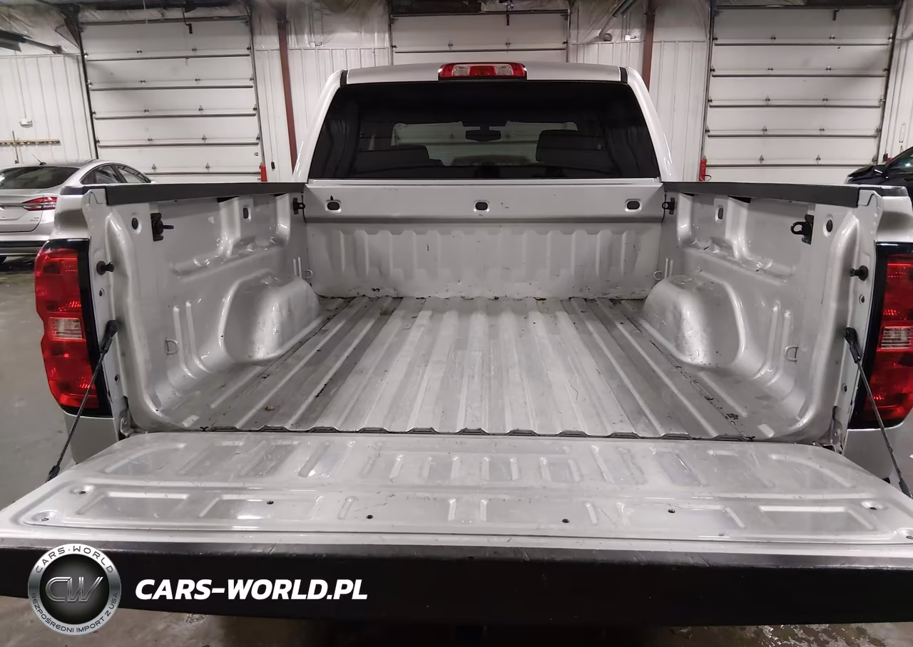 2018 Chevrolet Silverado 1500 2Lt VIN:3GCUKREC3JG532200 - 18