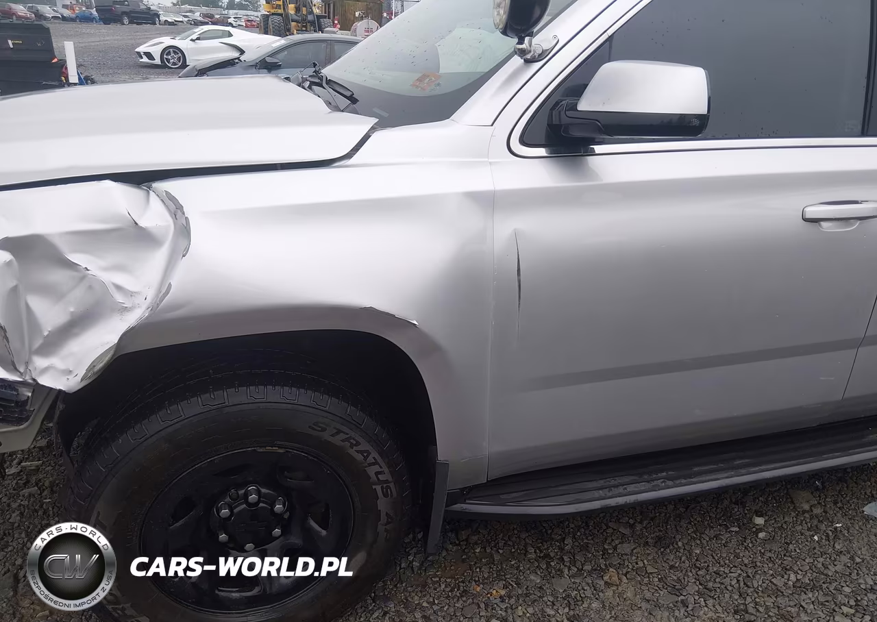 2018 Chevrolet Tahoe Commercial Fleet VIN:1GNSKDEC4JR346859 - 17