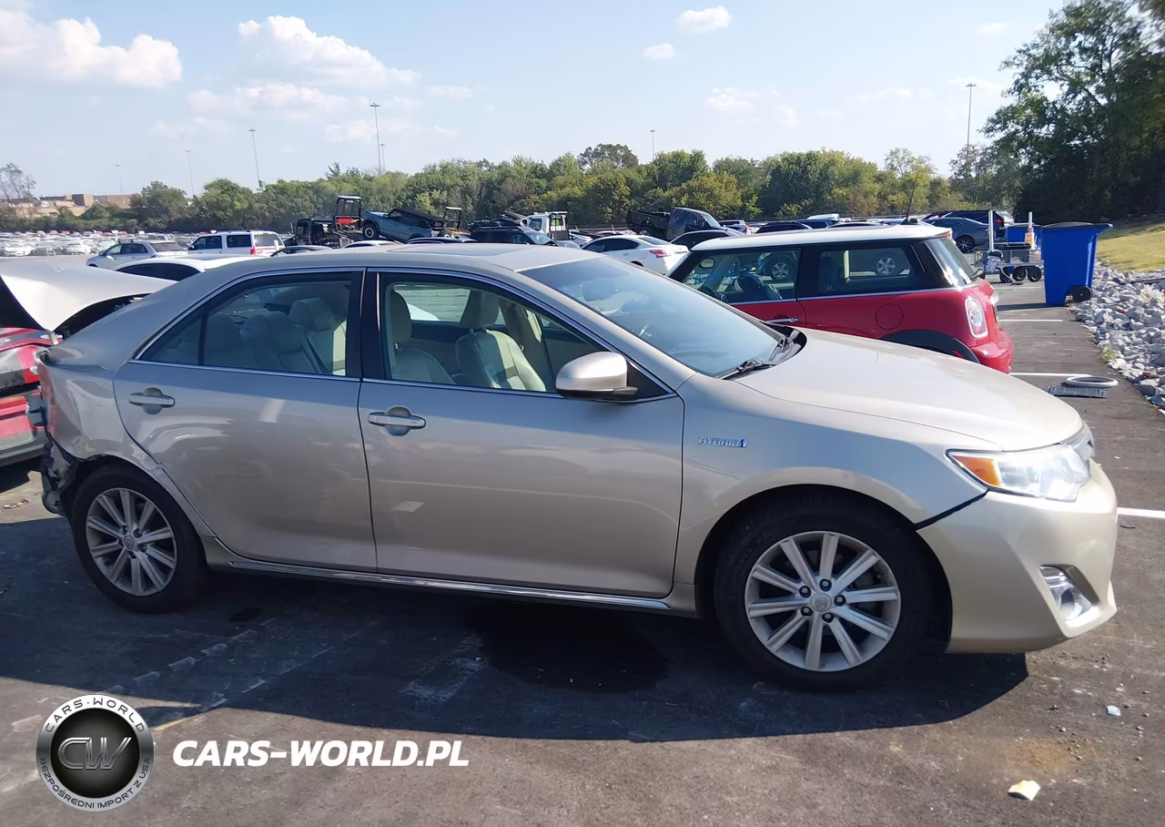 2014 Toyota Camry Hybrid Xle VIN:4T1BD1FK5EU131805 - 13