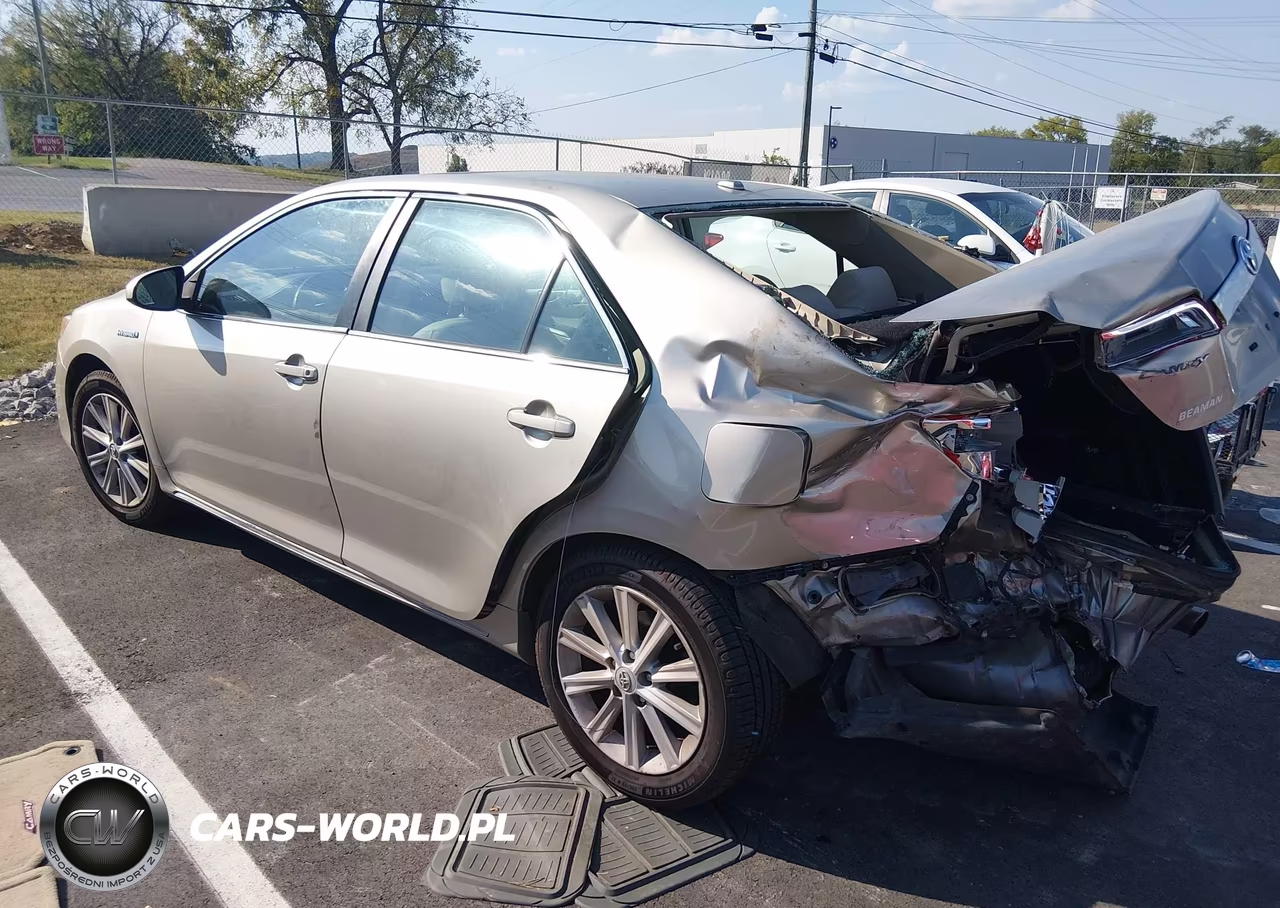 2014 Toyota Camry Hybrid Xle VIN:4T1BD1FK5EU131805 - 3