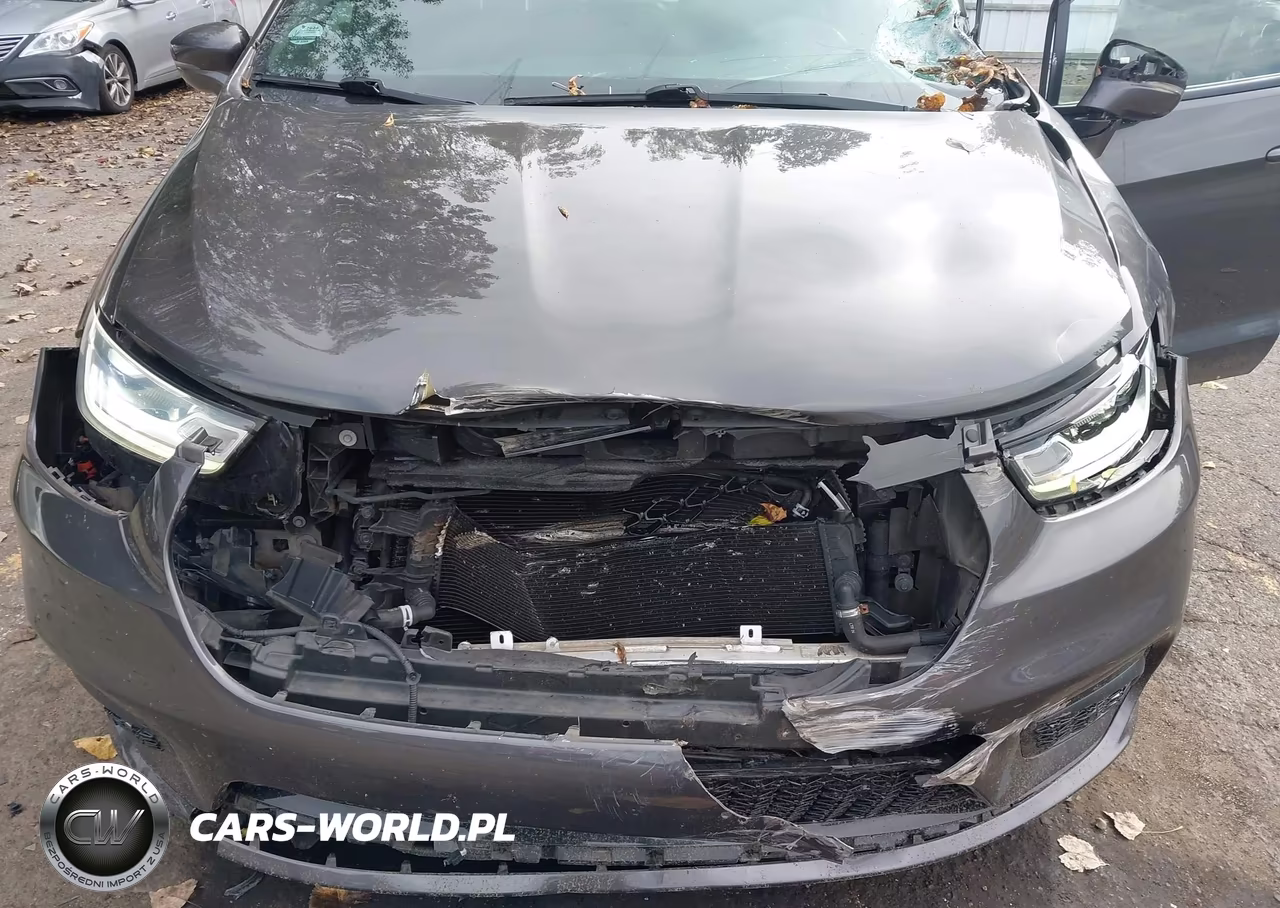 2022 Chrysler Pacifica Hybrid Touring L VIN:2C4RC1L78NR216995 - 6
