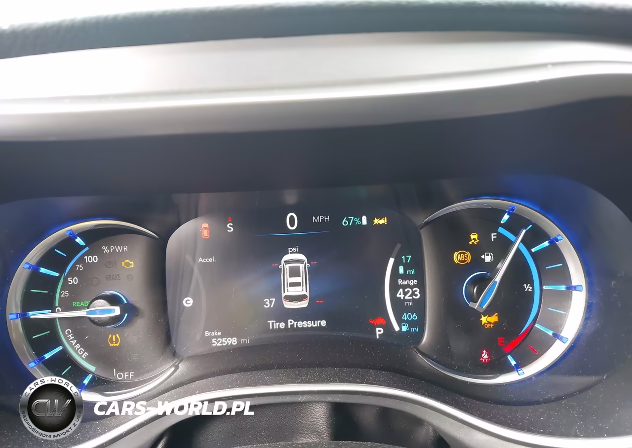 2022 Chrysler Pacifica Hybrid Touring L VIN:2C4RC1L78NR216995 - 7