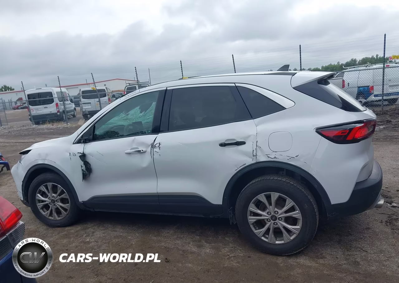 2023 Ford Escape Active VIN:1FMCU9GN2PUB05449 - 14