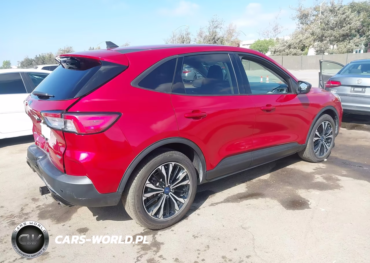 2021 Ford Escape Se Hybrid VIN:1FMCU0BZ9MUA04099 - 4