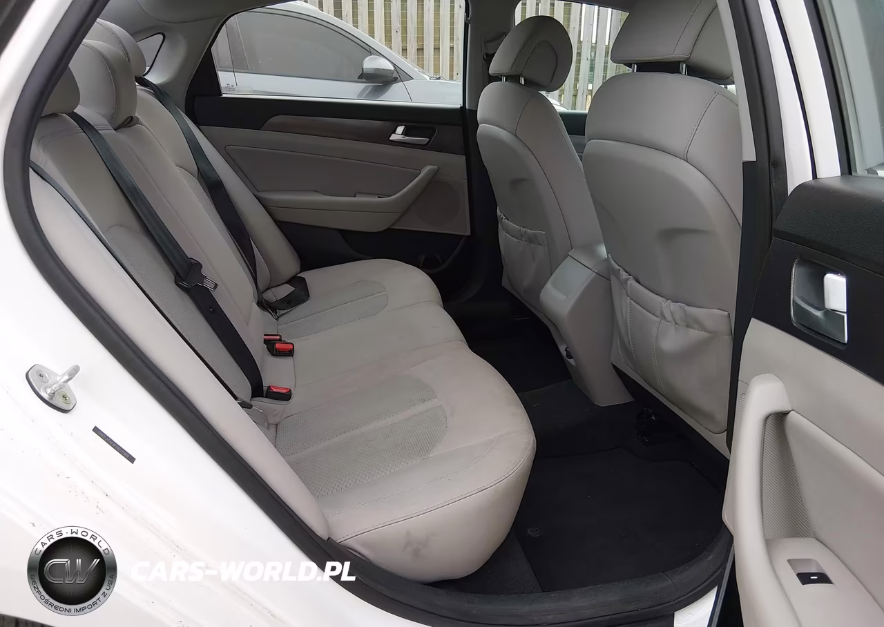 2015 Hyundai Sonata Sport VIN:5NPE34AF9FH071068 - 8