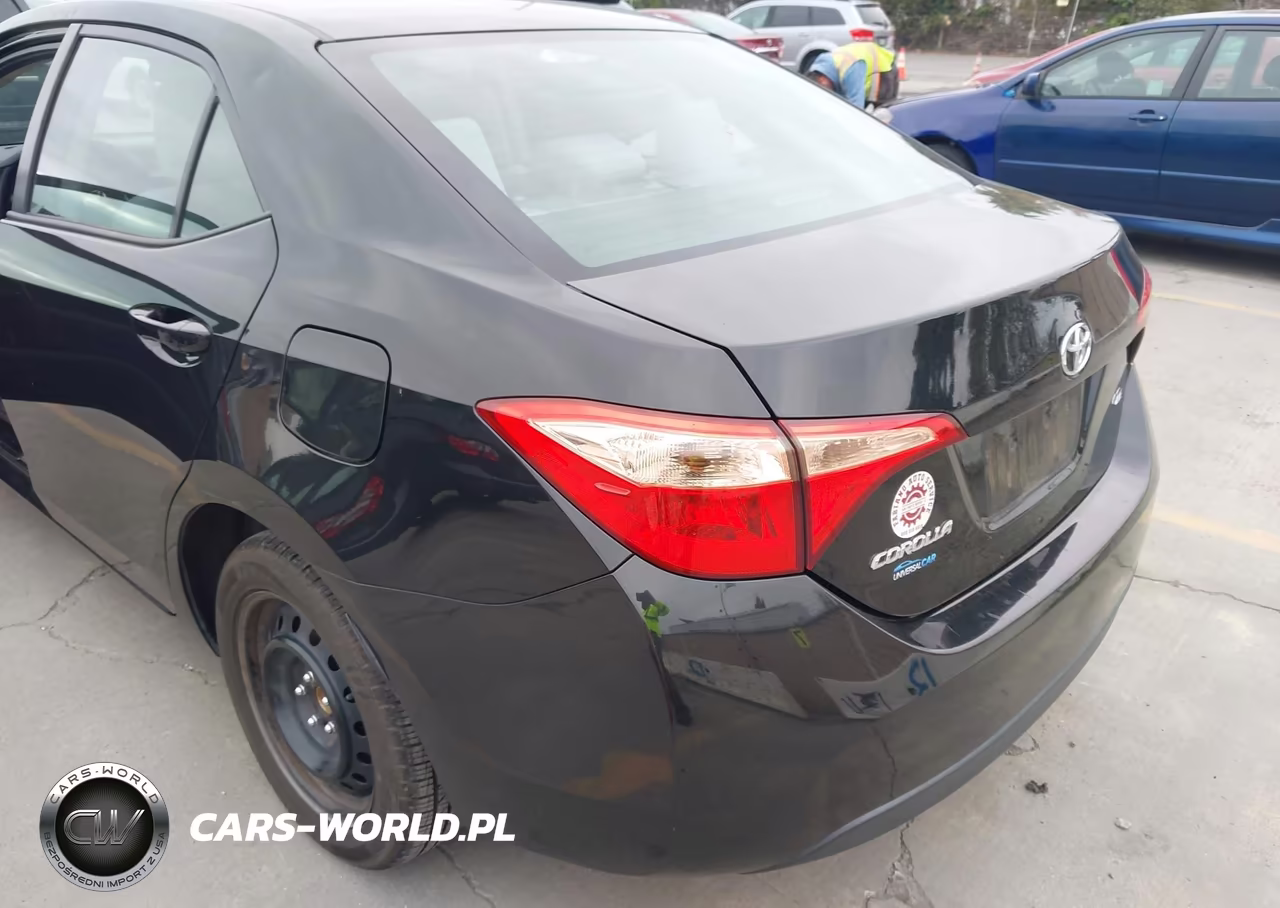2017 Toyota Corolla Le VIN:2T1BURHEXHC916543 - 6