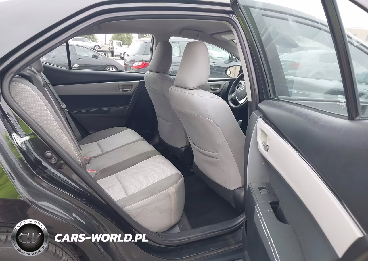 2017 Toyota Corolla Le VIN:2T1BURHEXHC916543 - 8