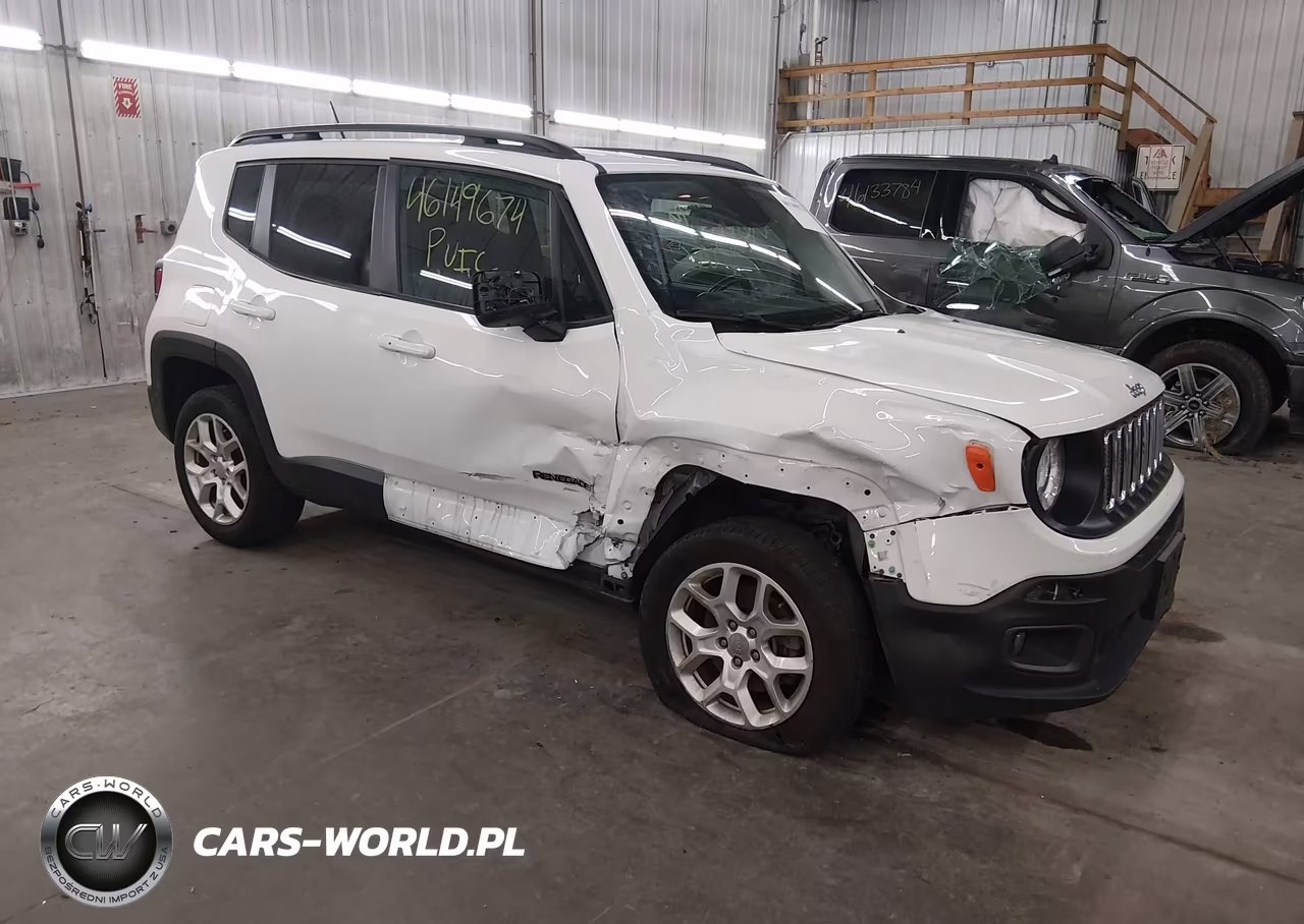 2017 Jeep Renegade Latitude 4X4 – zdjęcie 1 z 17
