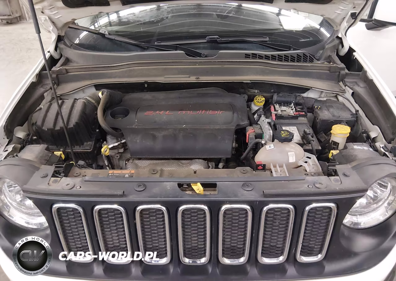 2017 Jeep Renegade Latitude 4X4 VIN:ZACCJBBB9HPG32666 - 10
