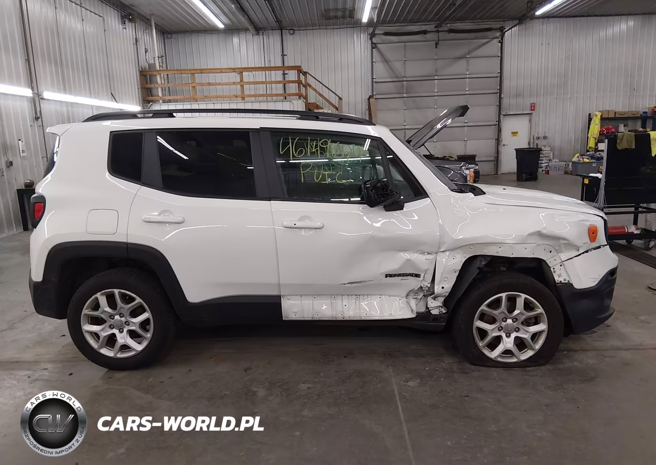 2017 Jeep Renegade Latitude 4X4 VIN:ZACCJBBB9HPG32666 - 14