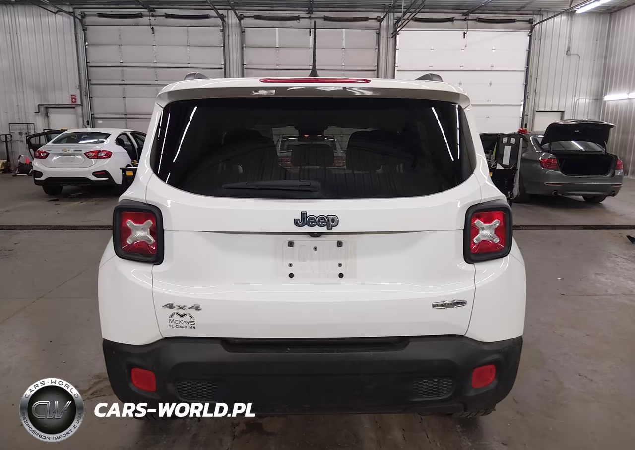 2017 Jeep Renegade Latitude 4X4 VIN:ZACCJBBB9HPG32666 - 17