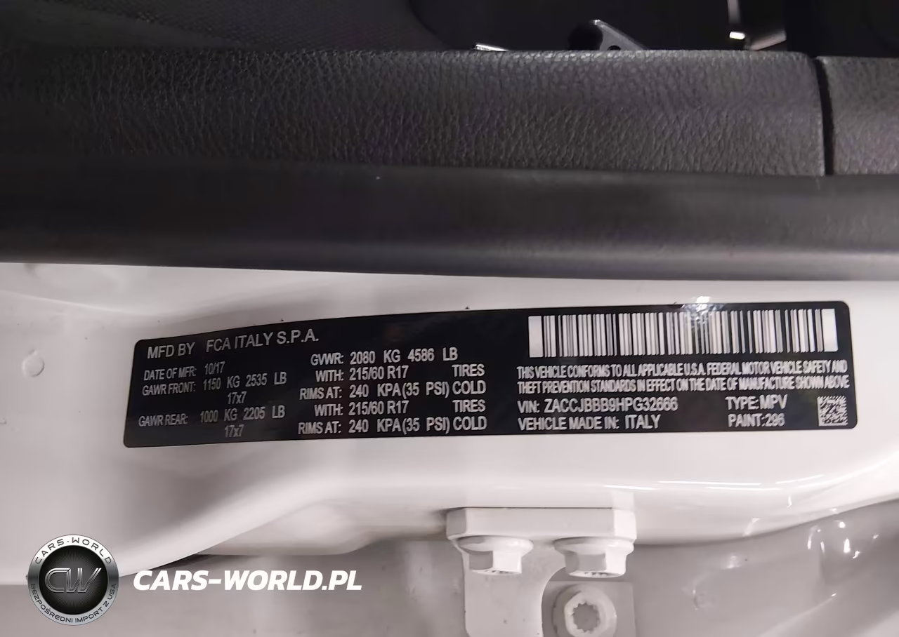 2017 Jeep Renegade Latitude 4X4 VIN:ZACCJBBB9HPG32666 - 9