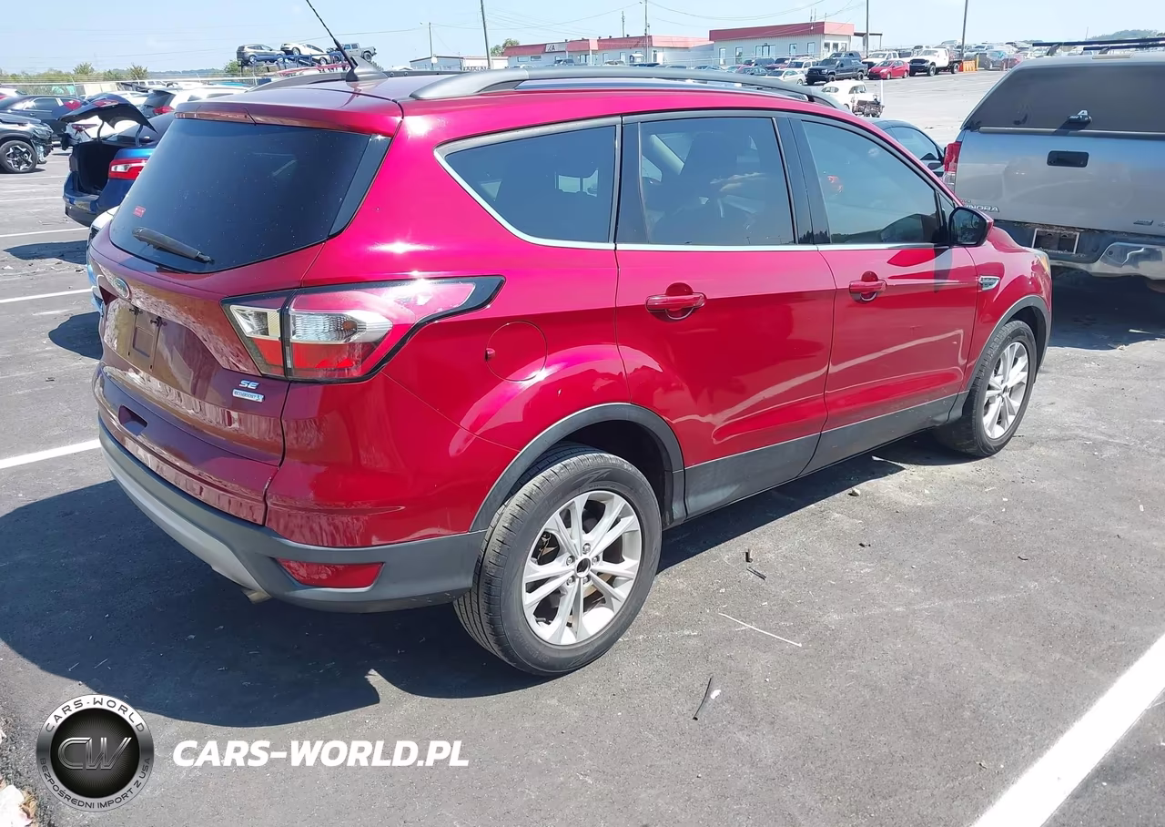 2018 Ford Escape Se VIN:1FMCU0GD2JUD29685 - 4