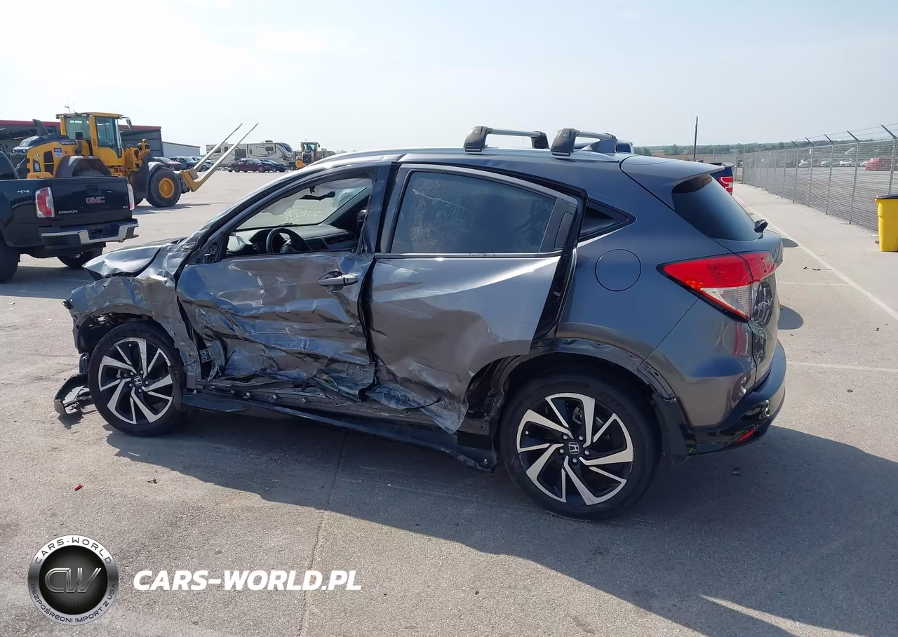 2019 Honda Hr-V Sport VIN:3CZRU6H15KG701055 - 15