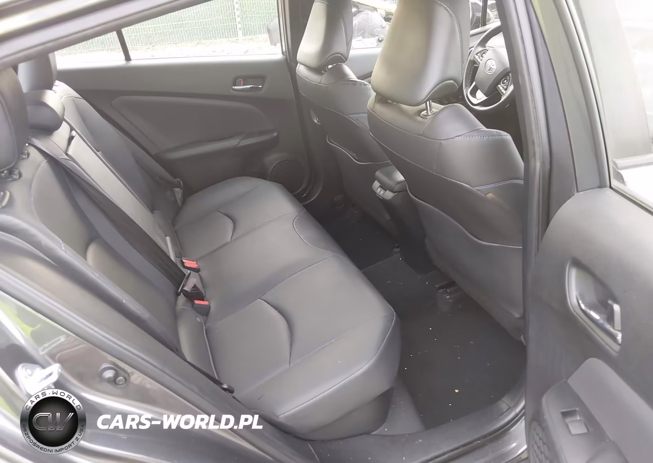 2019 Toyota Prius Limited VIN:JTDKARFU0K3088568 - 8
