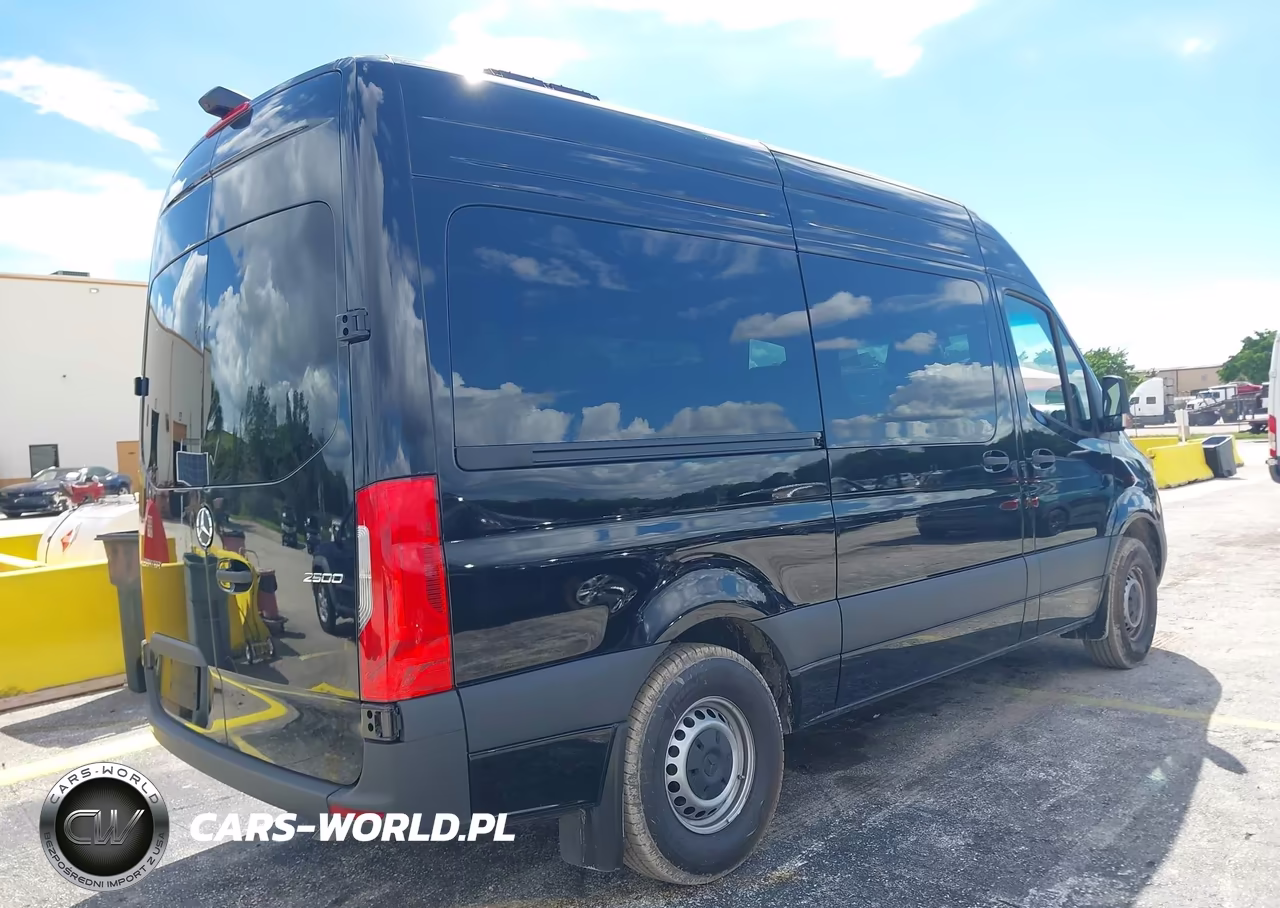 2026 Mercedes-Benz Sprinter 2500 VIN:W1Z4KFHY1TT619046 - 4