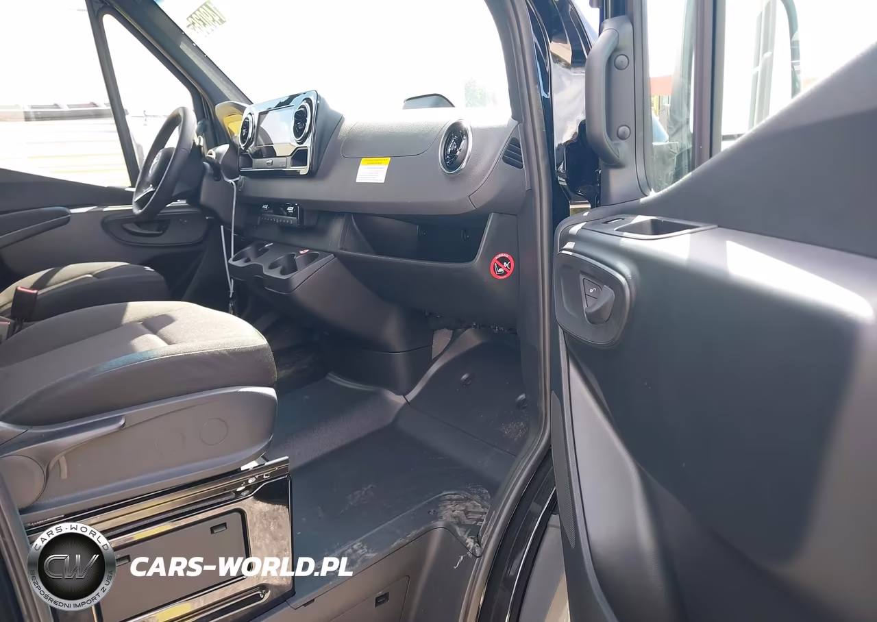 2026 Mercedes-Benz Sprinter 2500 VIN:W1Z4KFHY1TT619046 - 5