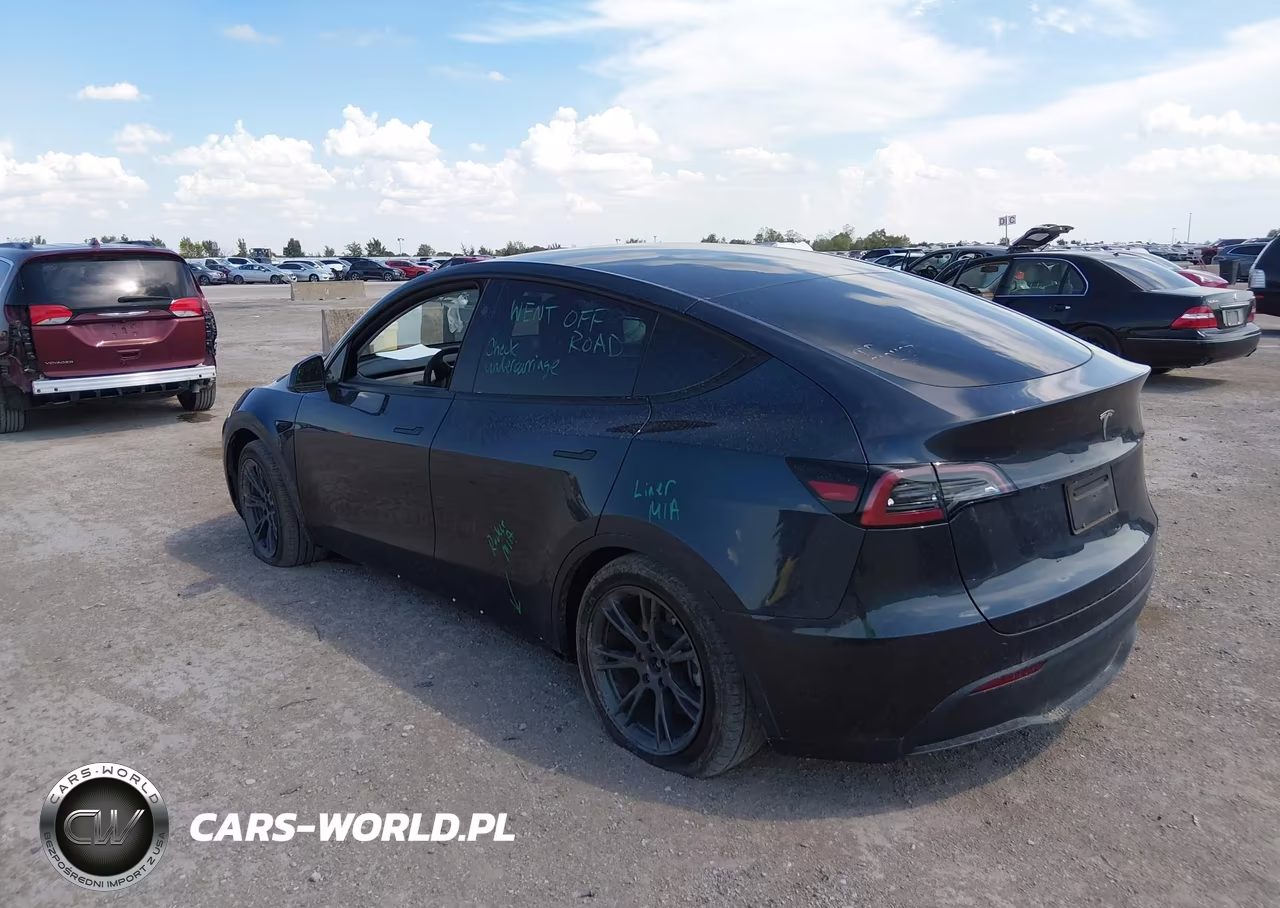 2024 Tesla Model Y Long Range Single Motor Rear-Wheel Drive-Rwd VIN:7SAYGDED3RF209560 - 3