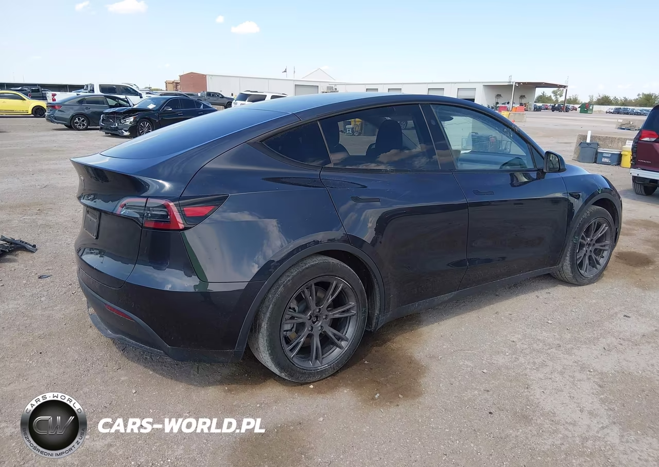 2024 Tesla Model Y Long Range Single Motor Rear-Wheel Drive-Rwd VIN:7SAYGDED3RF209560 - 4