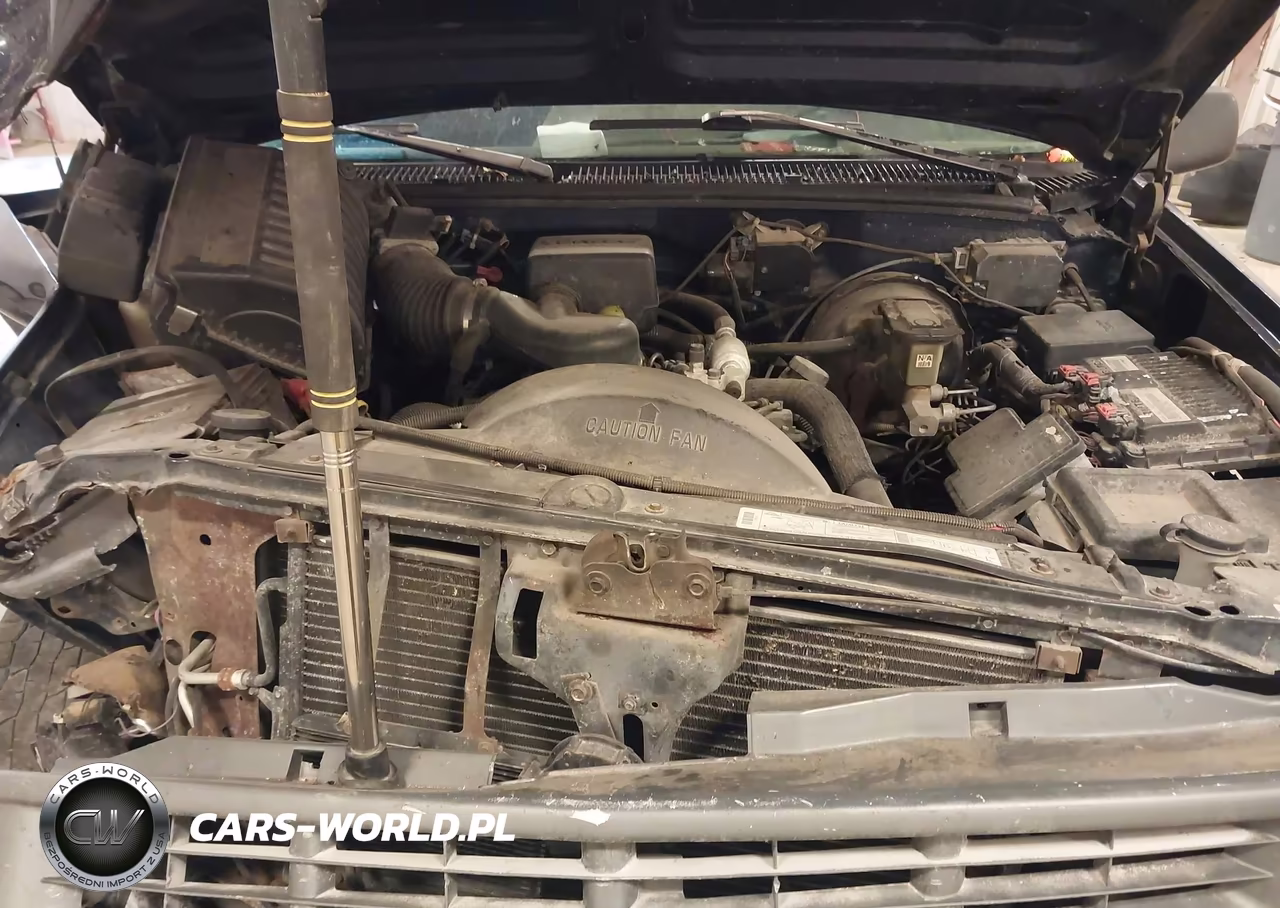 1996 Chevrolet Gmt-400 K1500 VIN:1GCEK14R2TE157745 - 10