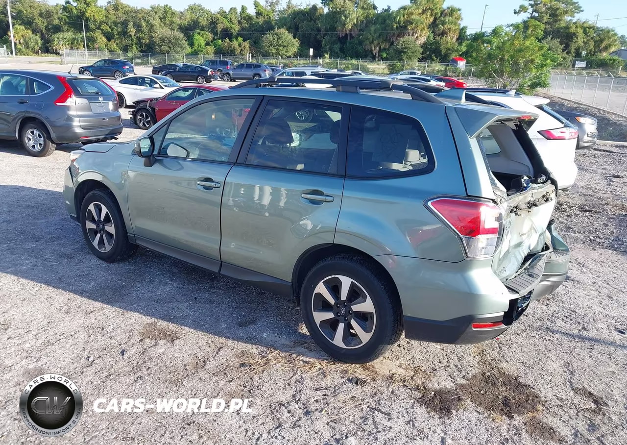 2018 Subaru Forester 2.5I Premium VIN:JF2SJAGC3JH591361 - 3