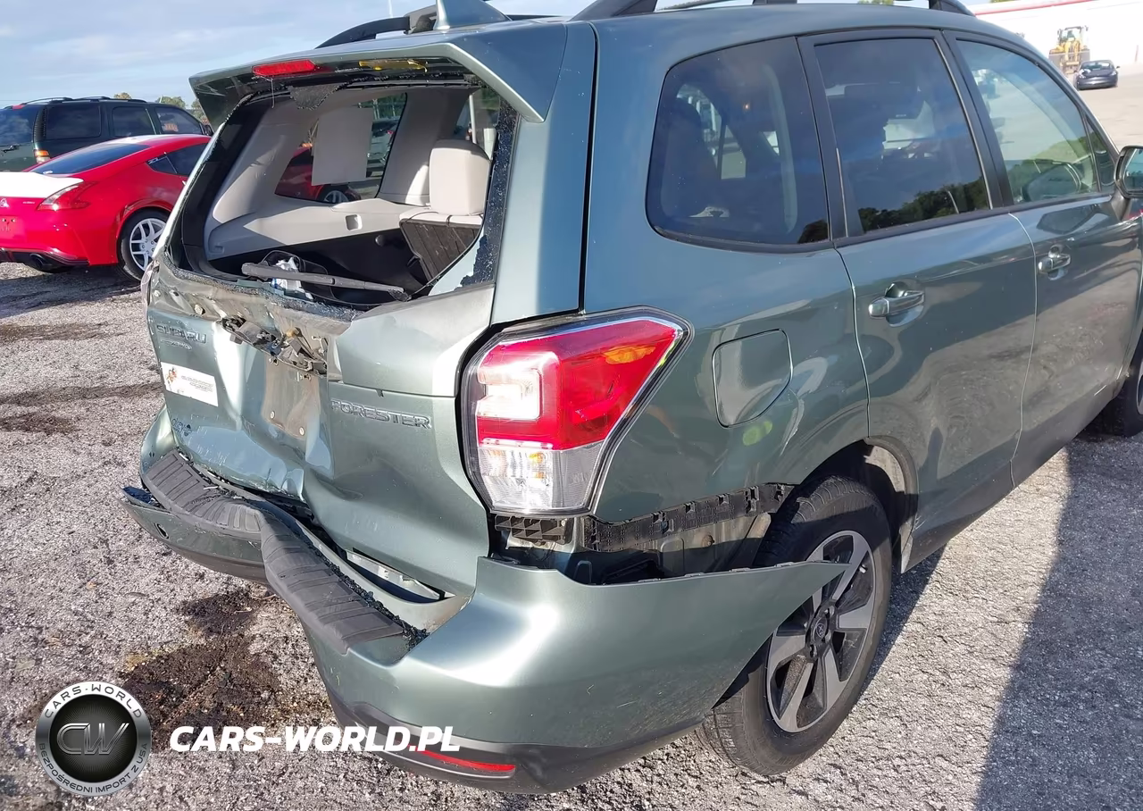 2018 Subaru Forester 2.5I Premium VIN:JF2SJAGC3JH591361 - 6
