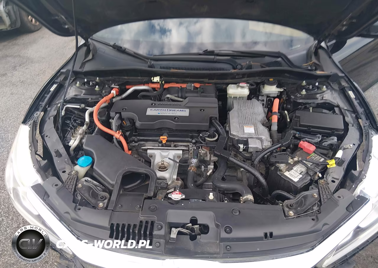 2017 Honda Accord Hybrid VIN:JHMCR6F39HC016004 - 10