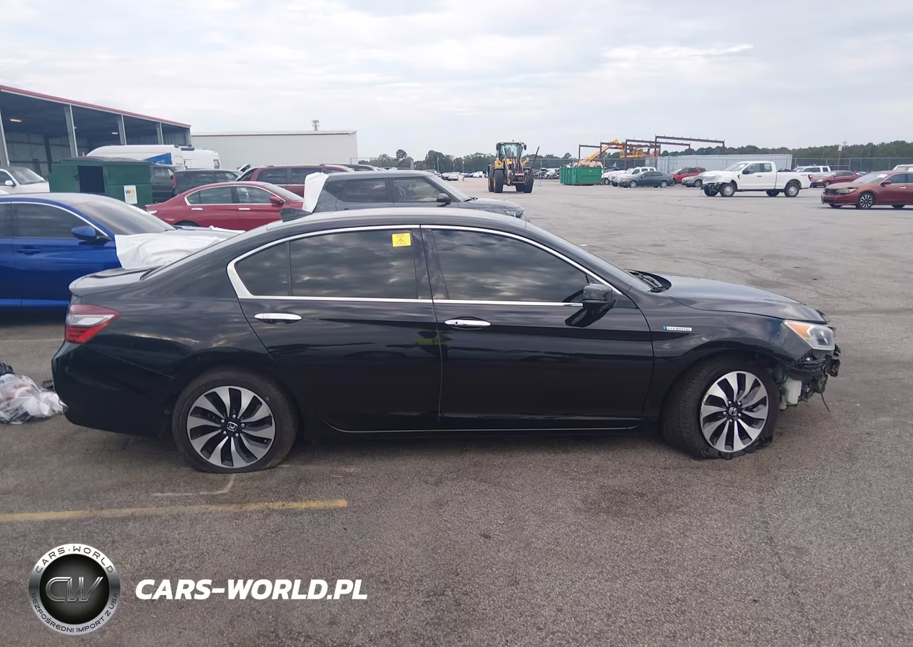2017 Honda Accord Hybrid VIN:JHMCR6F39HC016004 - 13
