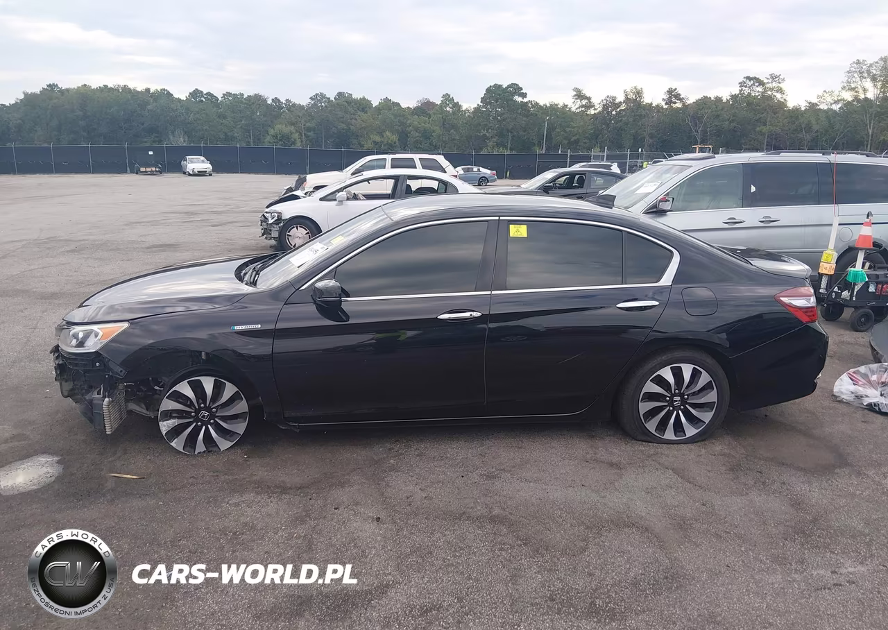 2017 Honda Accord Hybrid VIN:JHMCR6F39HC016004 - 14